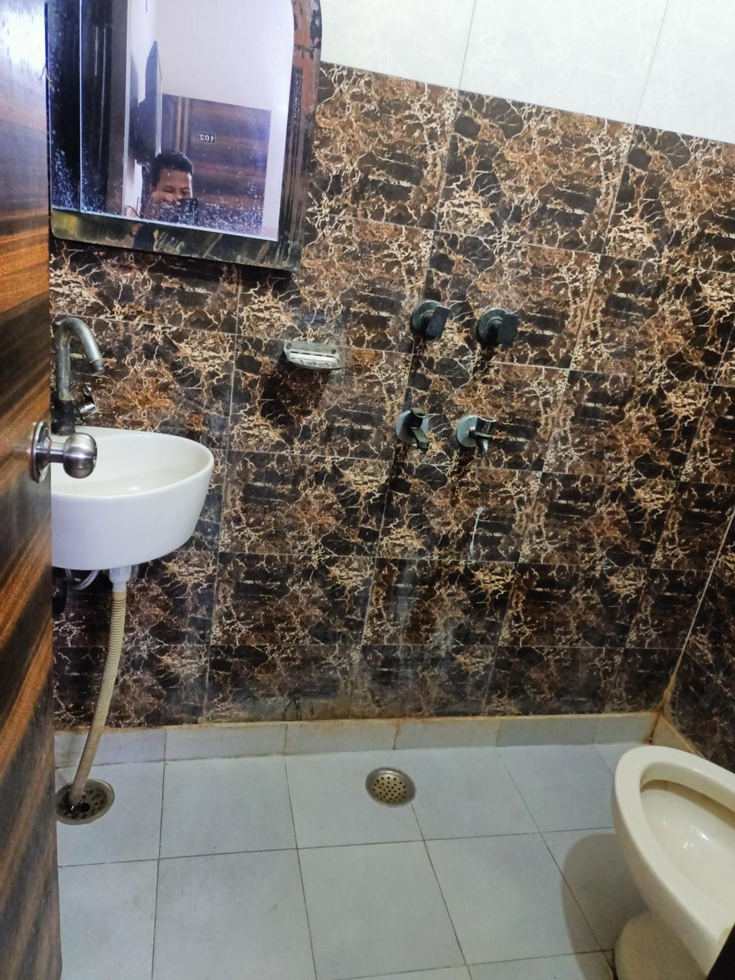 Hotel Royal India - Vijay Enclave ニューデリー エクステリア 写真